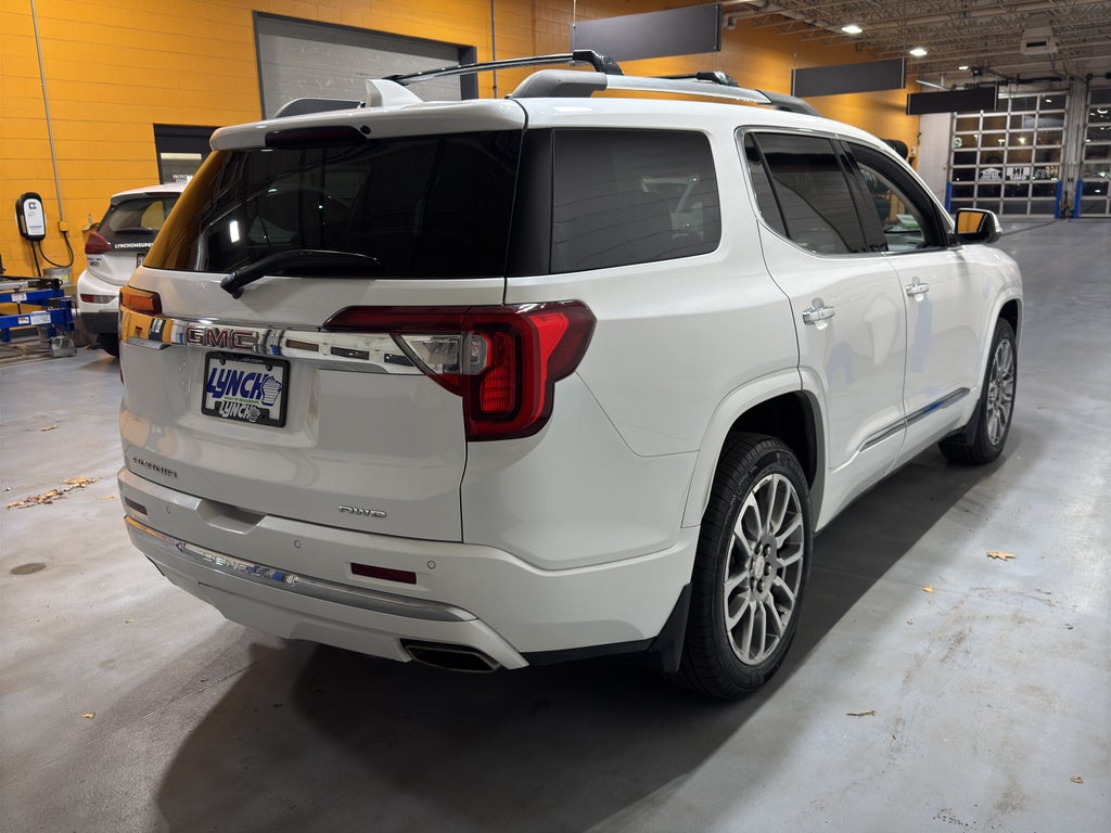 2022 GMC Acadia Denali
