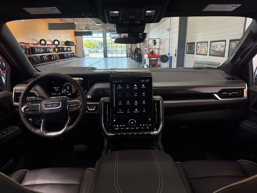 2025 GMC Yukon Elevation