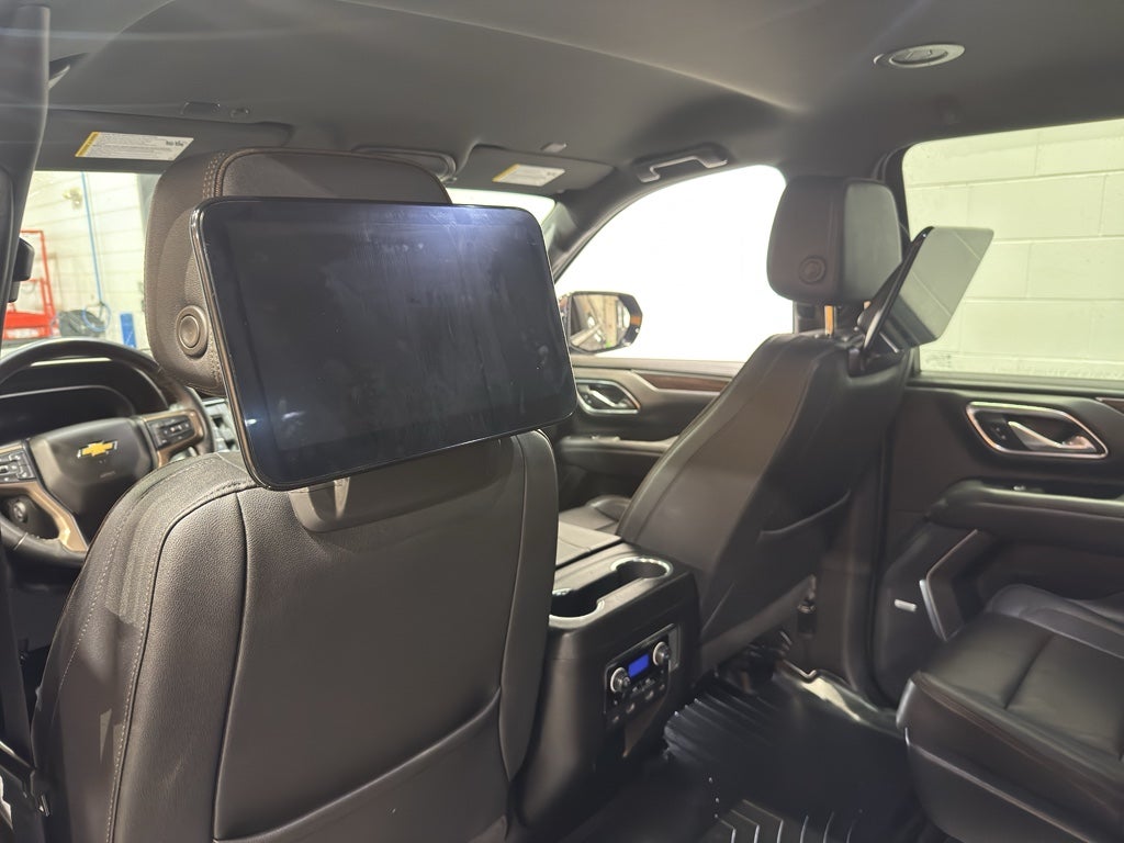 2023 Chevrolet Suburban High Country