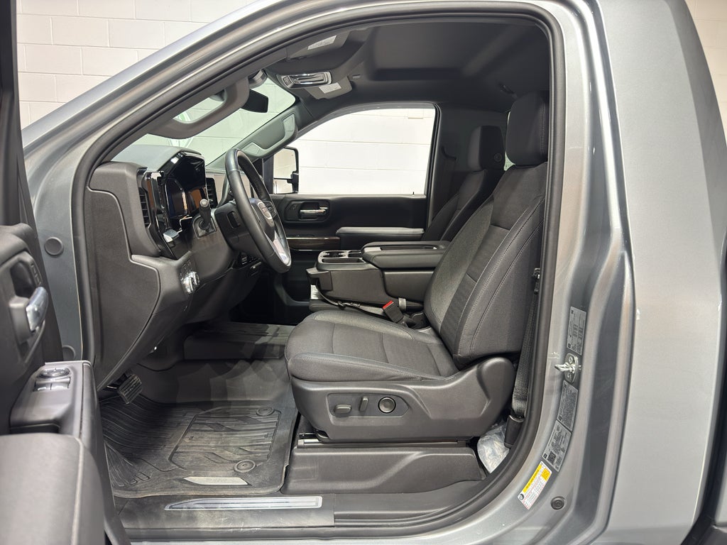 2026 GMC Sierra 3500 HD SLE