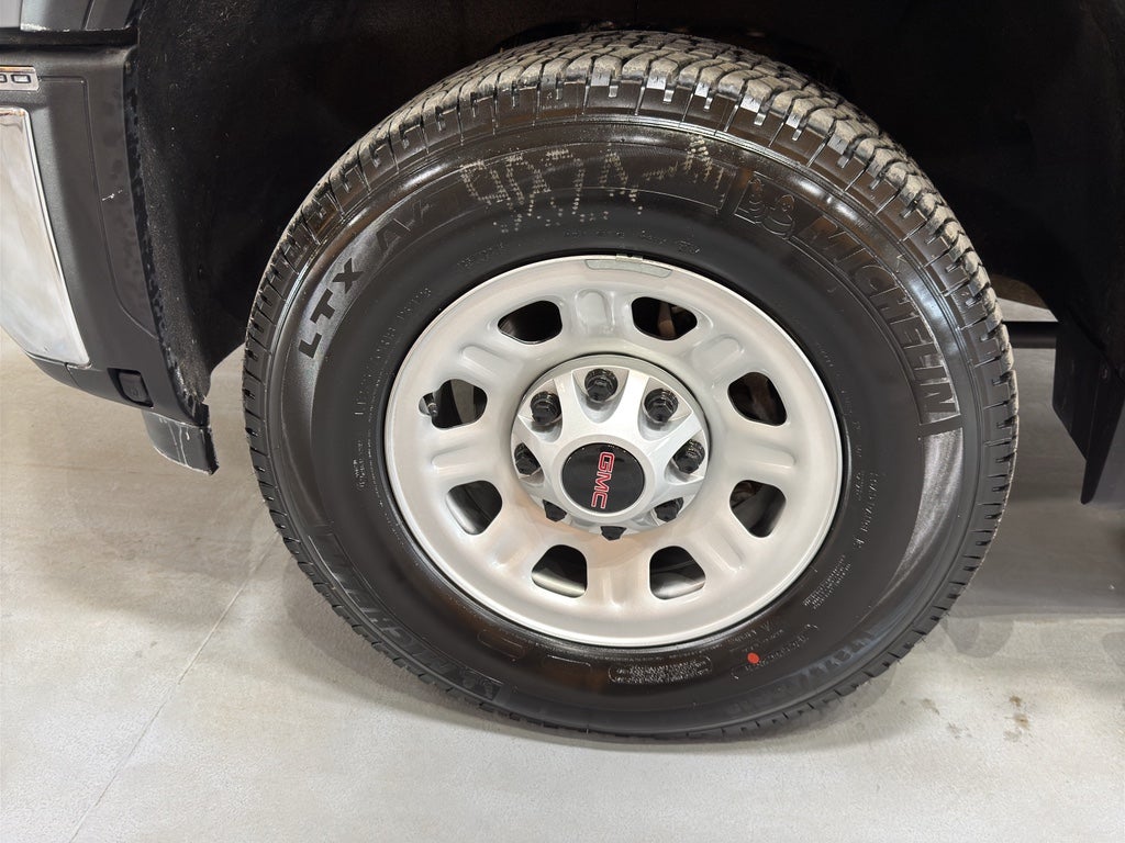 2025 GMC Sierra 3500 HD Pro