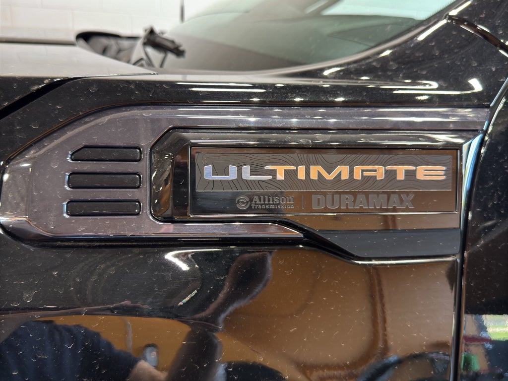 2025 GMC Sierra 3500 HD Denali Ultimate