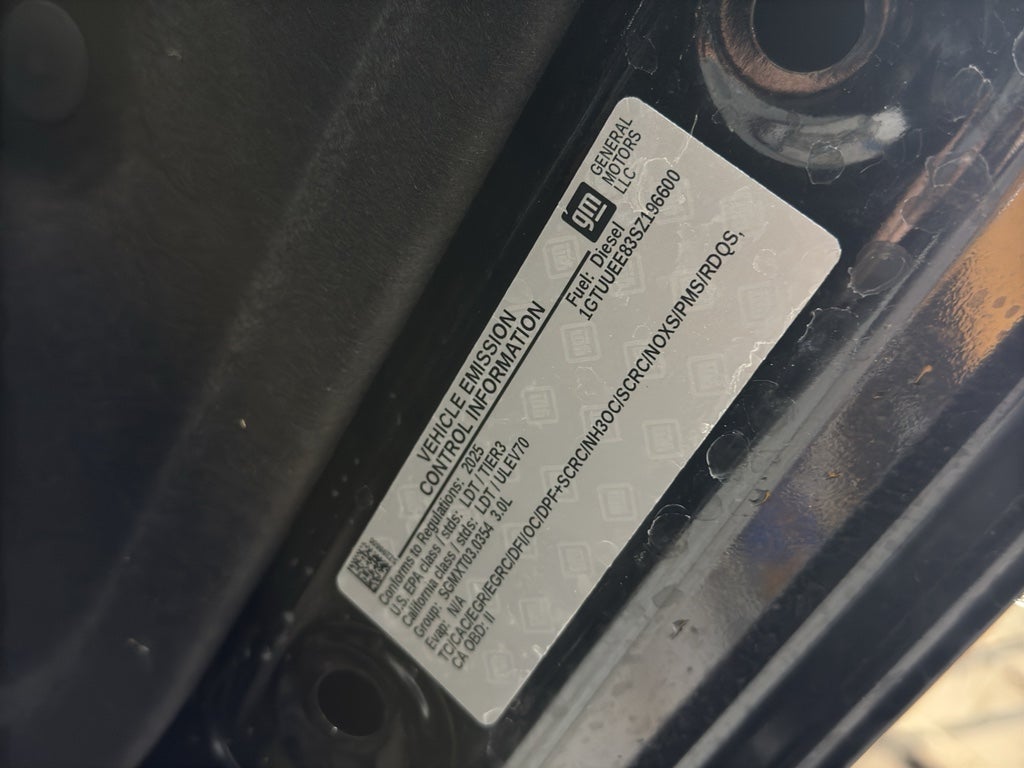 2025 GMC Sierra 1500 AT4