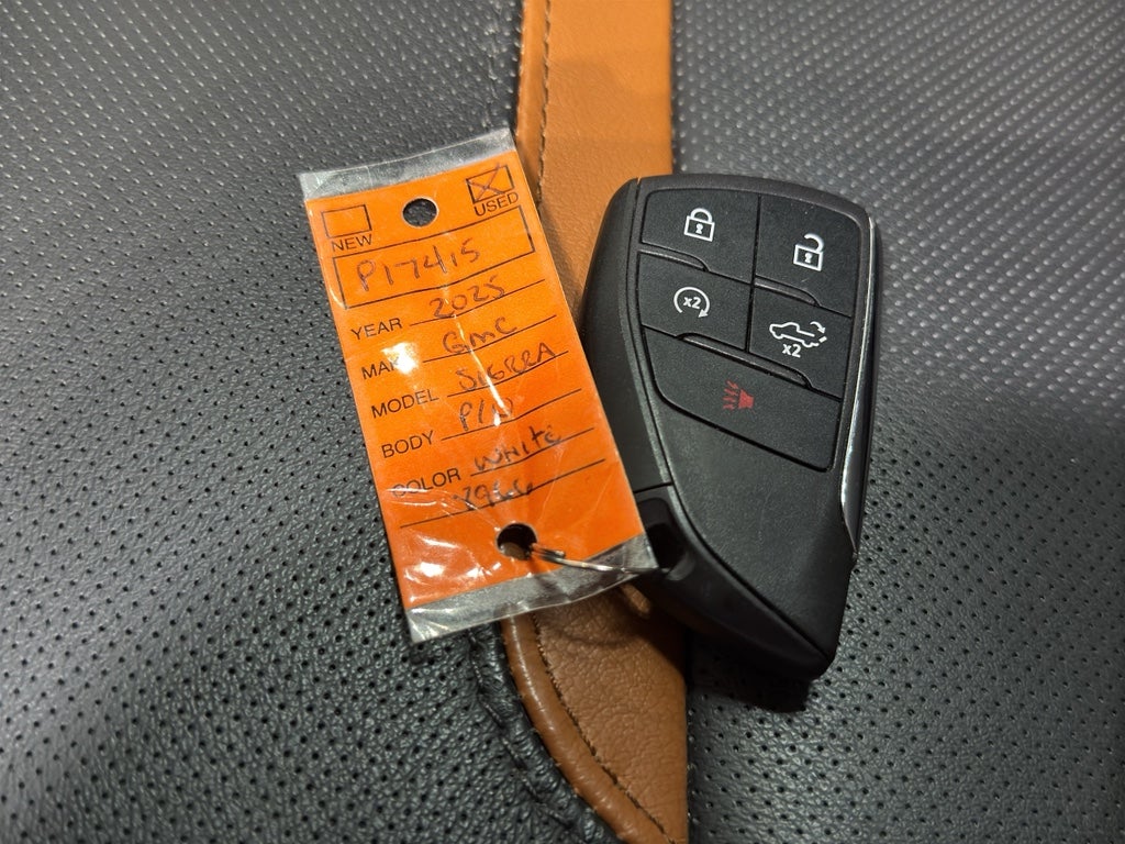 2025 GMC Sierra 1500 AT4