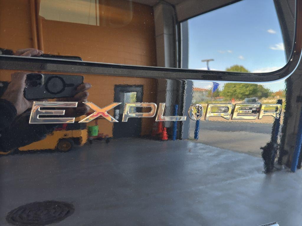 2025 GMC Savana Cargo 2500 Work Van