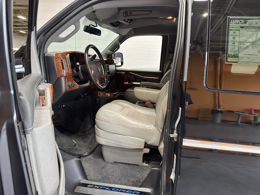 2023 GMC Savana Cargo 2500 Work Van