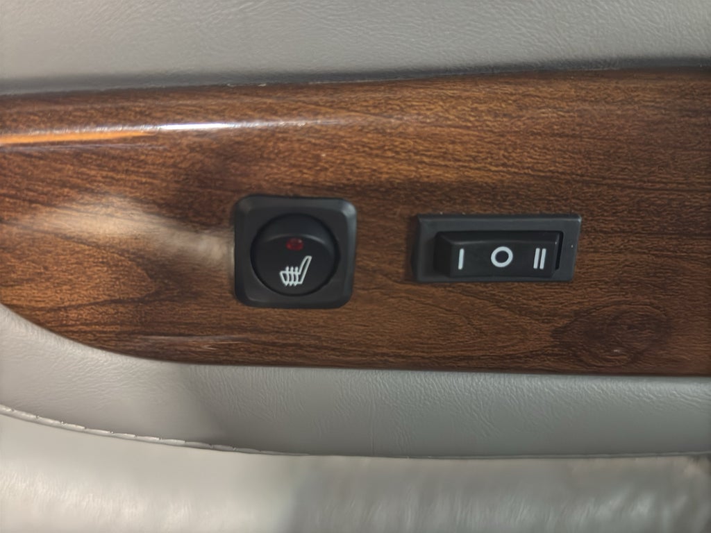 2023 GMC Savana Cargo 2500 Work Van