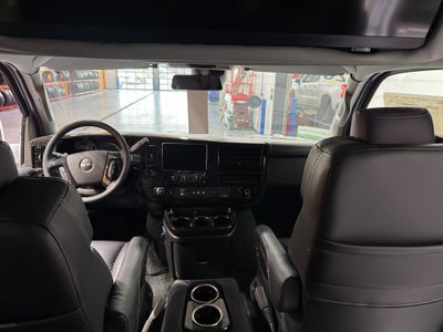 2025 GMC Savana Cargo 2500 Work Van