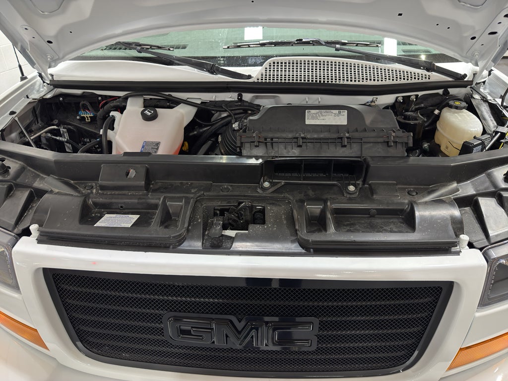 2025 GMC Savana Cargo 2500 Work Van