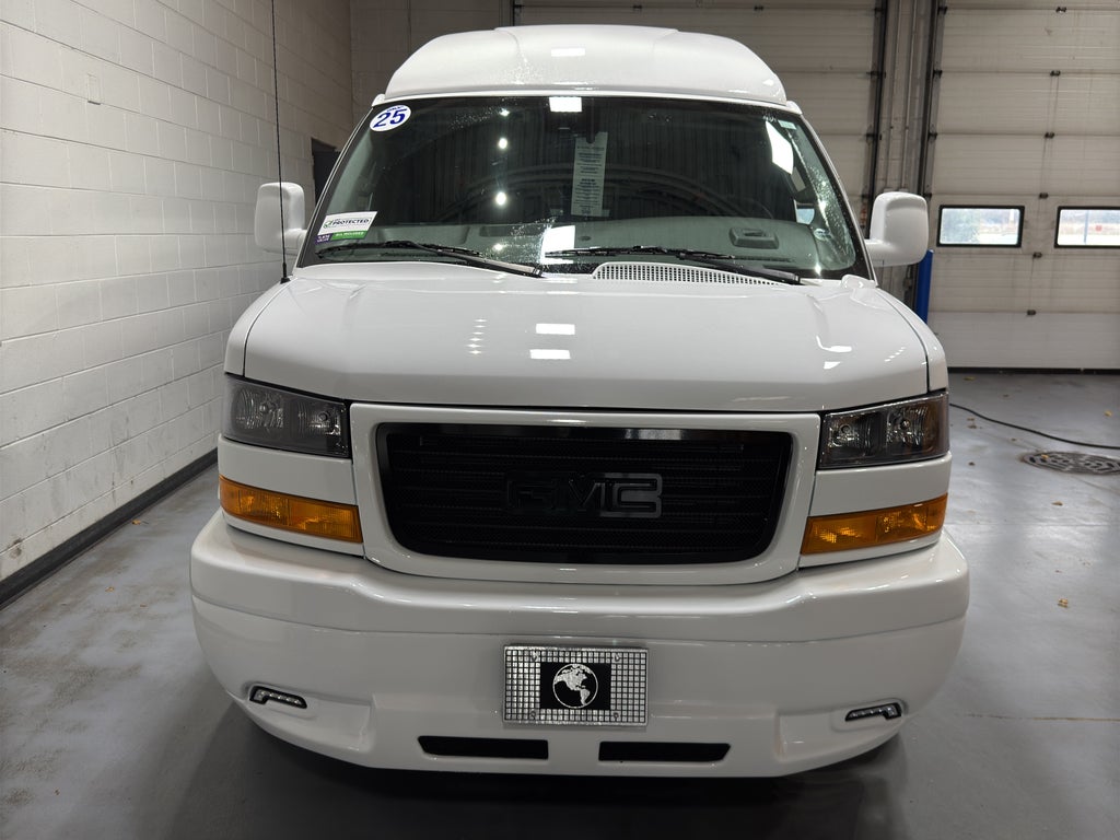 2025 GMC Savana Cargo 2500 Work Van