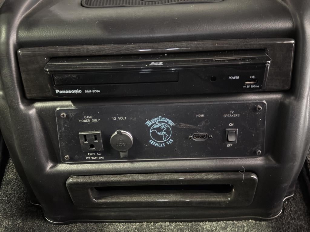 2025 GMC Savana Cargo 2500 Work Van