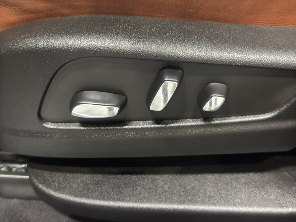 2024 Cadillac XT5 Sport