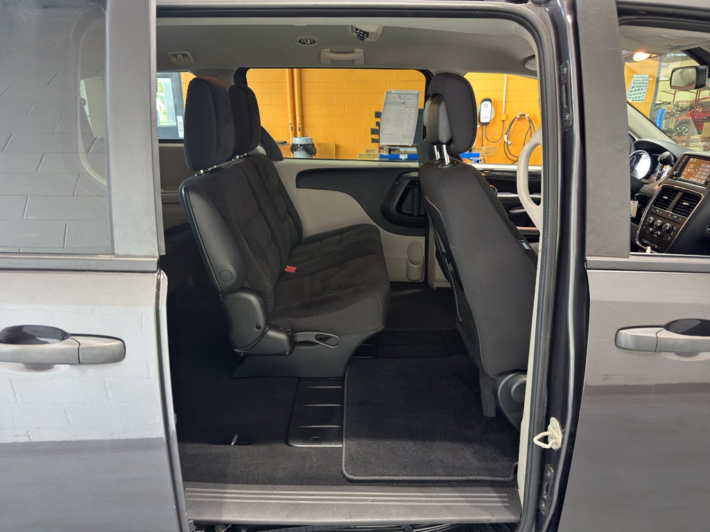 2020 Dodge Grand Caravan SE