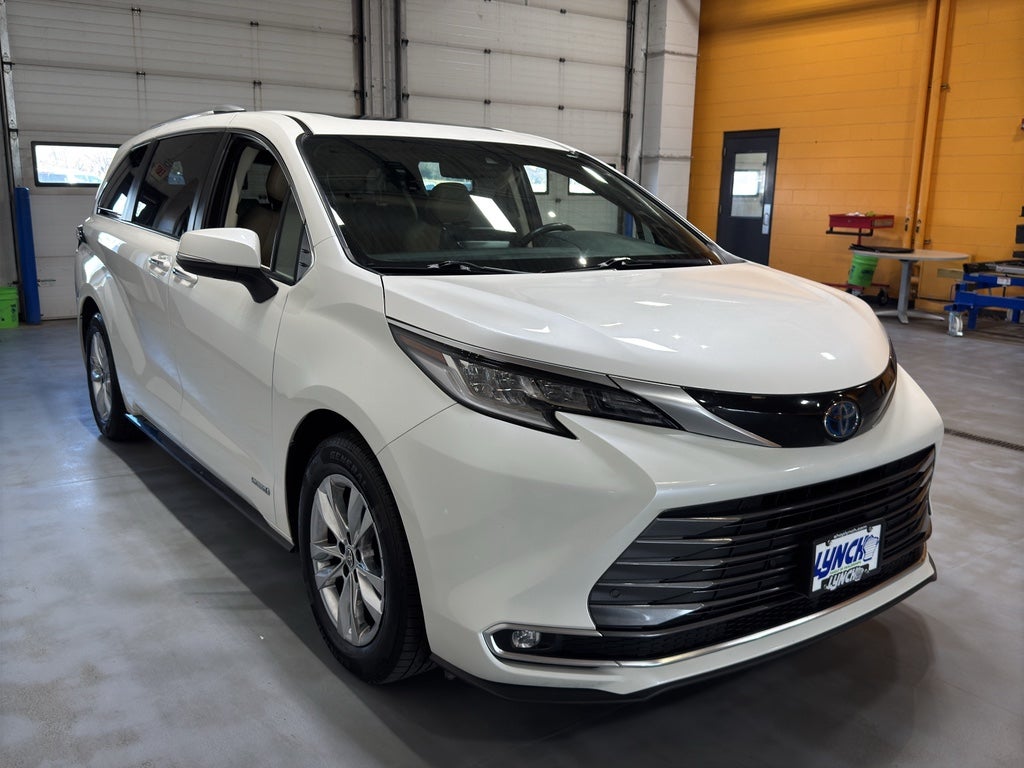 2021 Toyota Sienna Limited