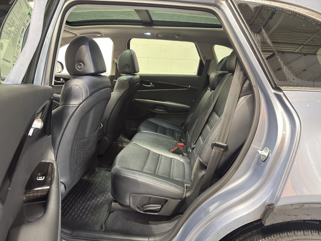 2020 Kia Sorento EX V6