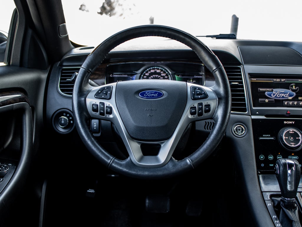 2015 Ford Taurus Limited