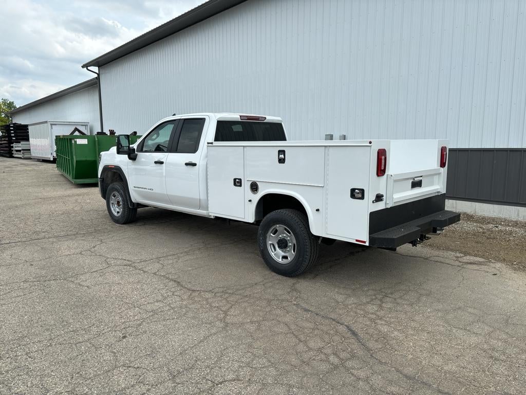 2024 GMC Sierra 2500 HD Pro