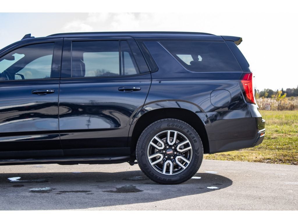 2022 GMC Yukon AT4