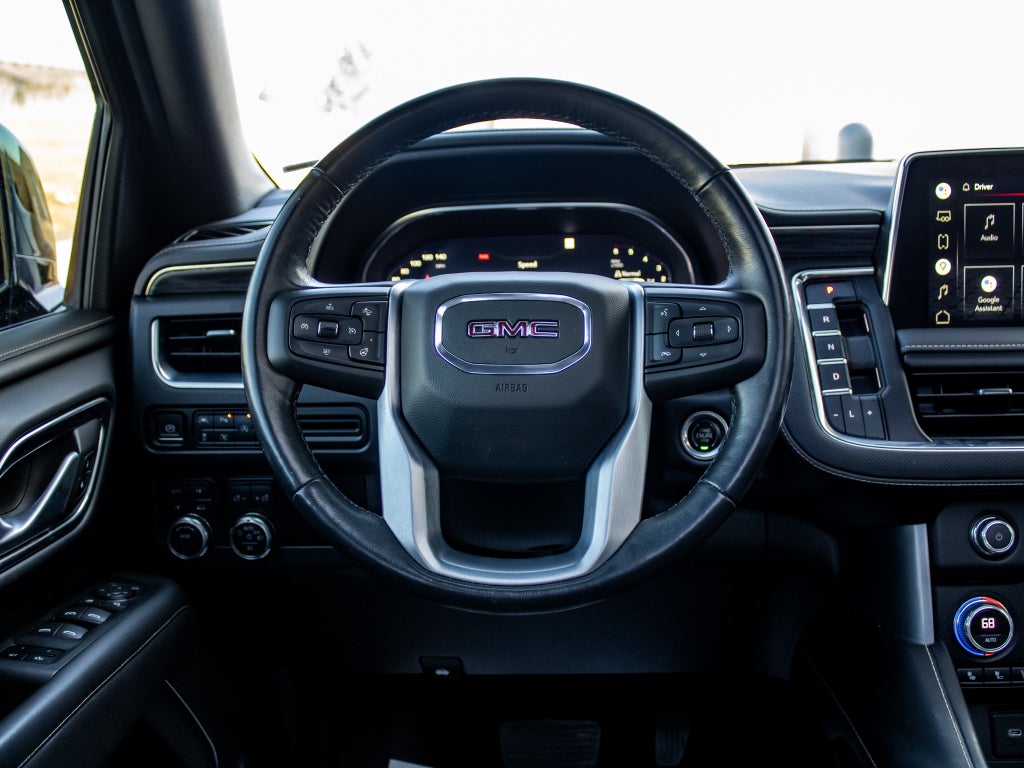 2022 GMC Yukon XL SLT