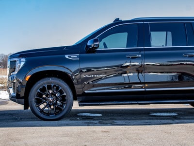 2022 GMC Yukon XL SLT
