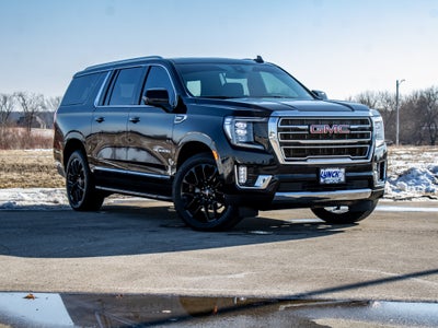 2022 GMC Yukon XL SLT