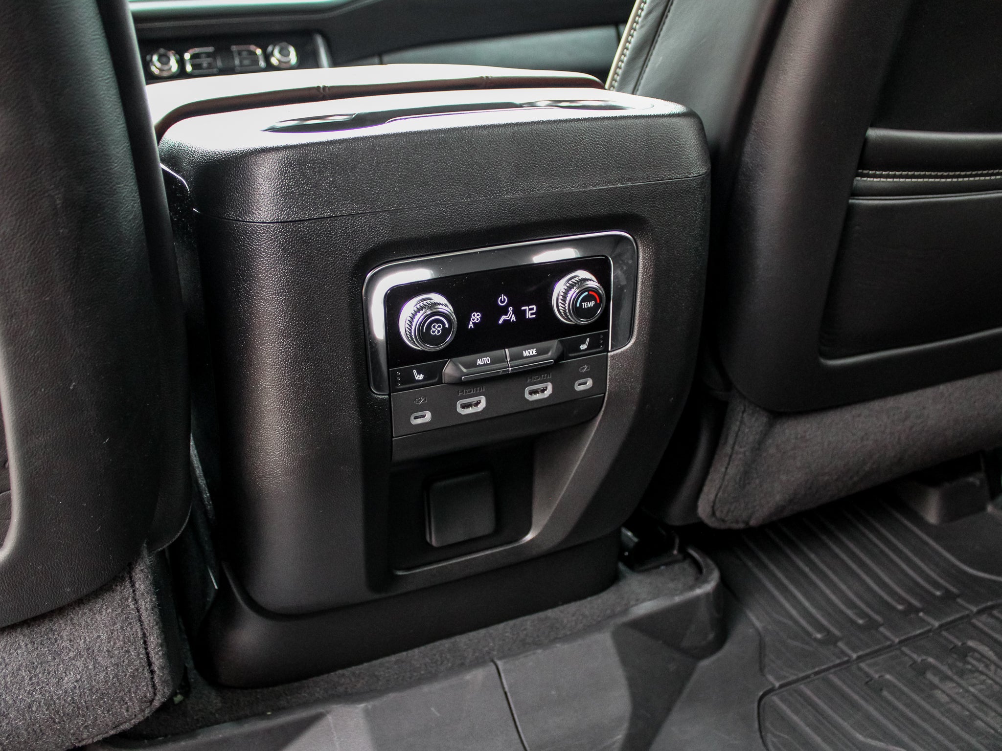2024 GMC Yukon XL Denali Ultimate