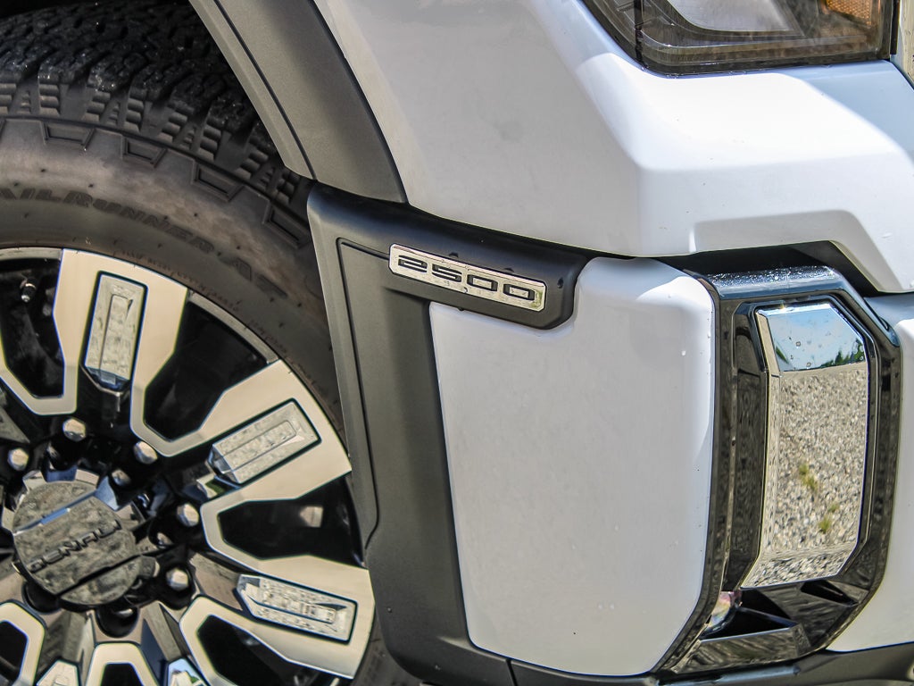 2025 GMC Sierra 2500 HD Denali