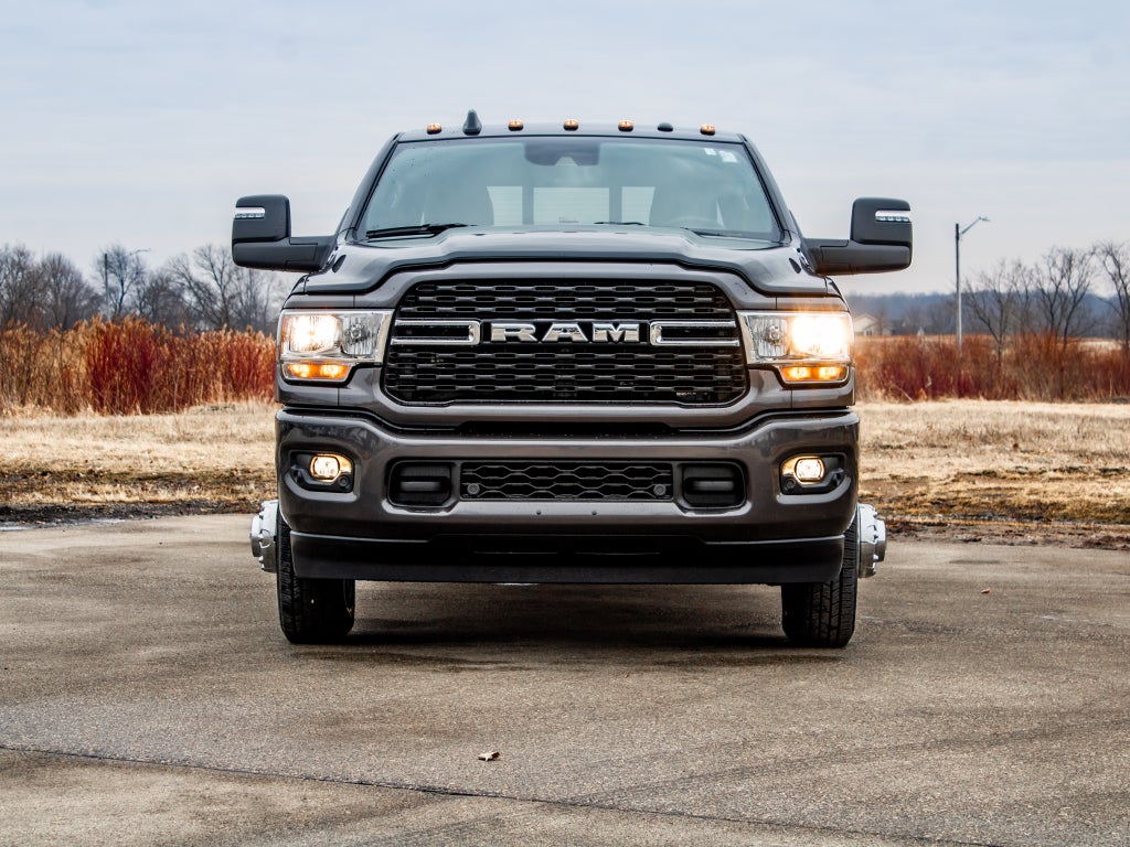 2024 RAM 3500 Big Horn Crew Cab 4x4 8' Box