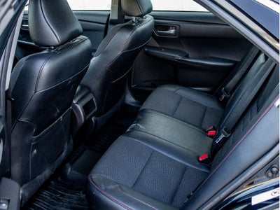 2016 Toyota Camry SE