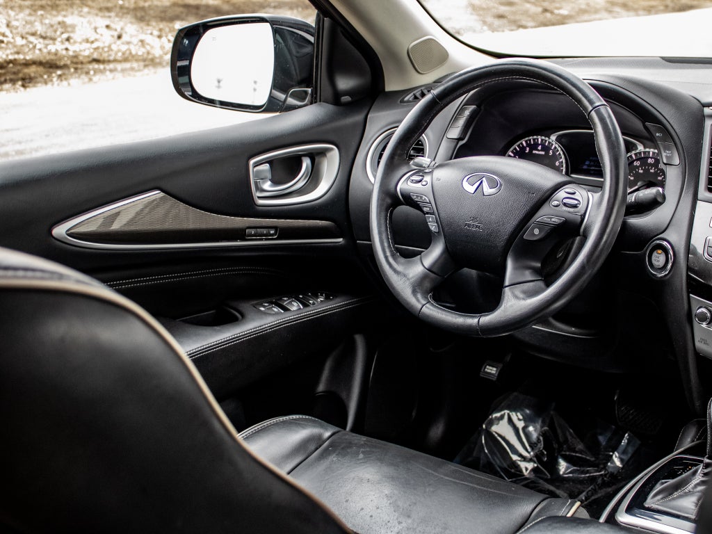 2019 INFINITI QX60 LUXE