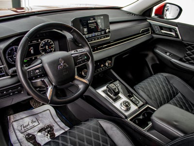 2024 Mitsubishi Outlander Plug-In Hybrid SEL