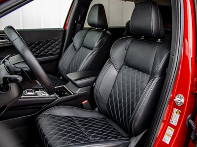 2024 Mitsubishi Outlander Plug-In Hybrid SEL