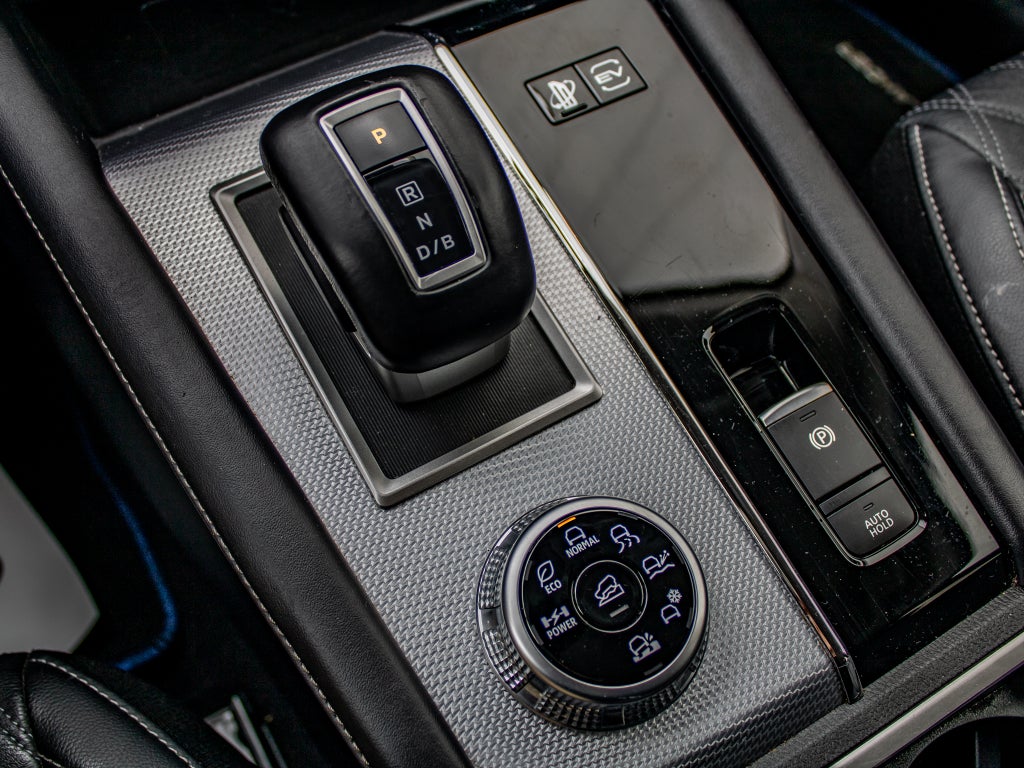 2024 Mitsubishi Outlander Plug-In Hybrid SEL