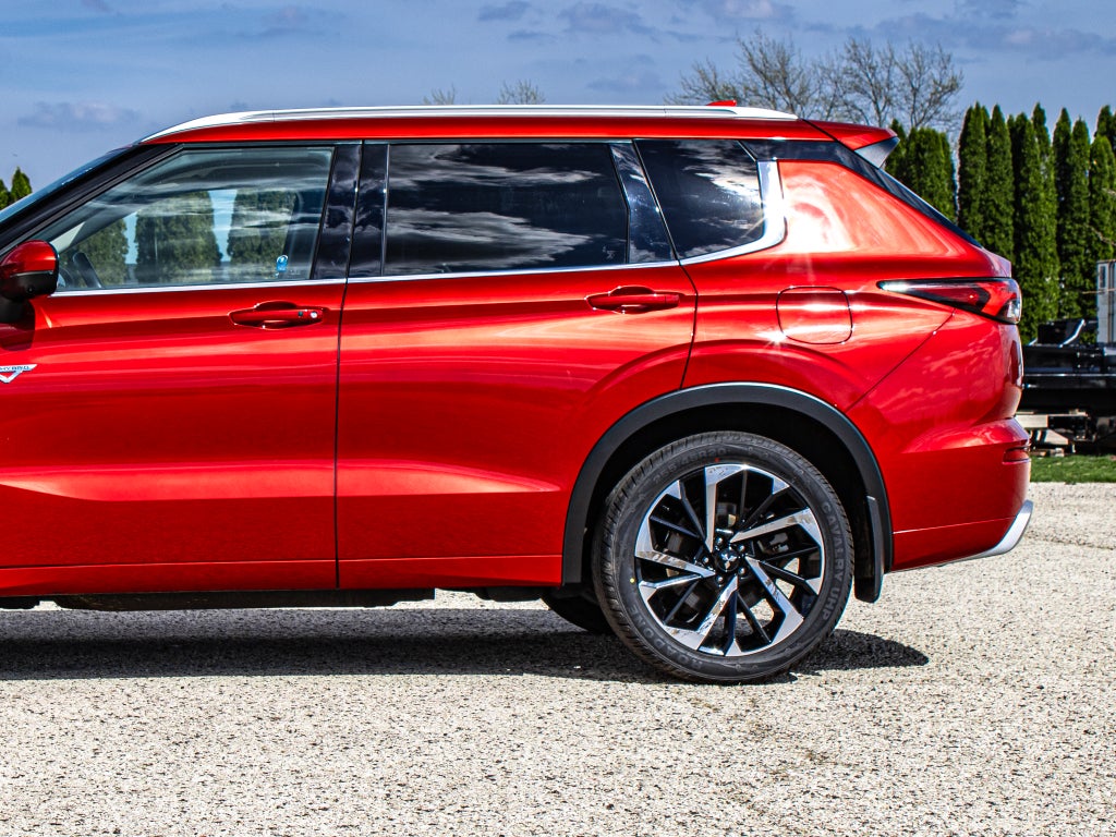 2024 Mitsubishi Outlander Plug-In Hybrid SEL