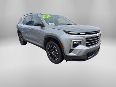 2024 Chevrolet Traverse LT