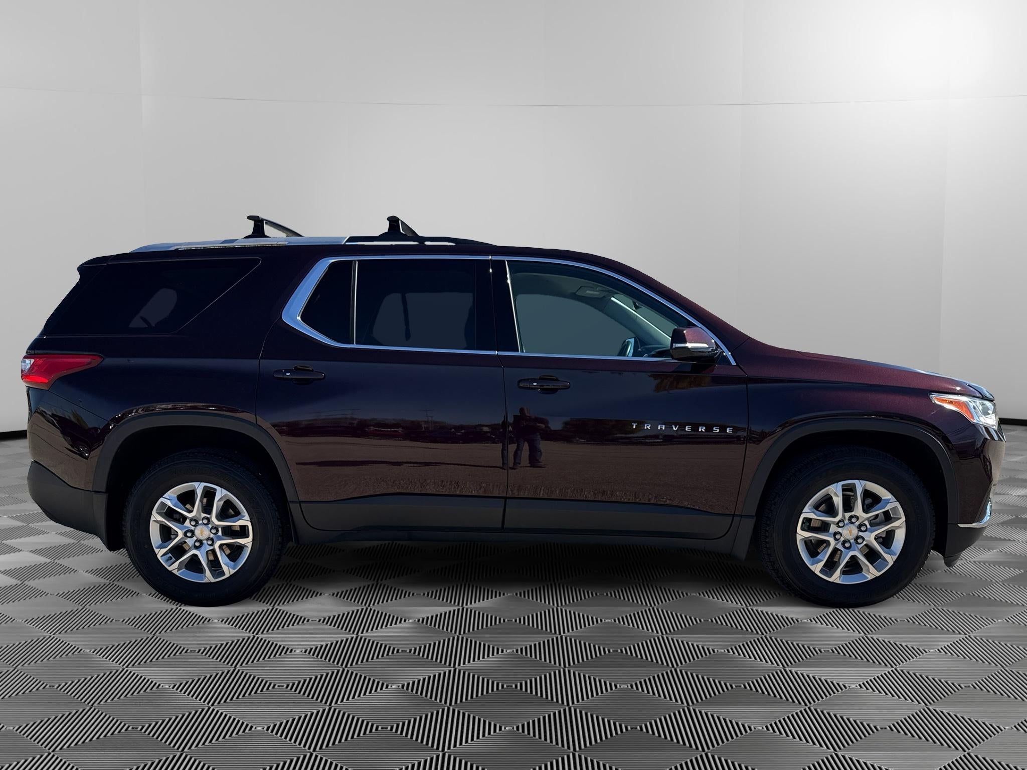 2018 Chevrolet Traverse LT Cloth