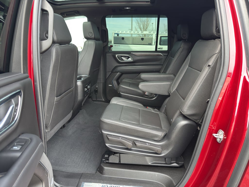 2022 Chevrolet Suburban Z71