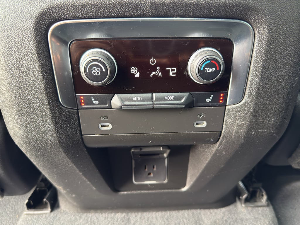 2022 Chevrolet Suburban Z71