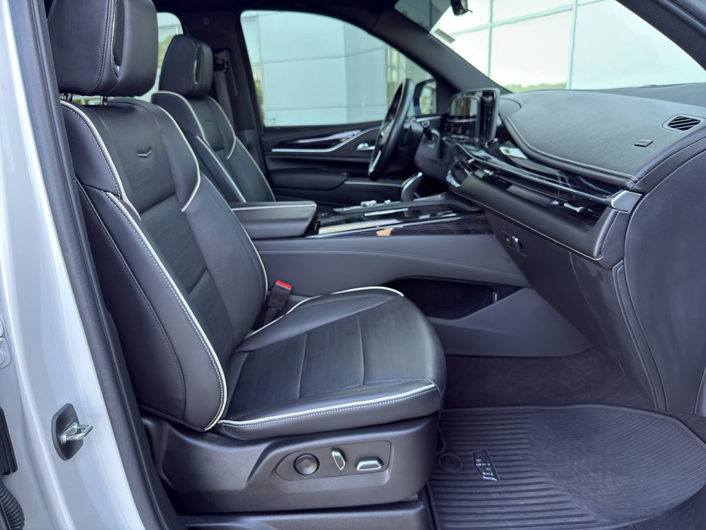 2022 Cadillac Escalade ESV Sport