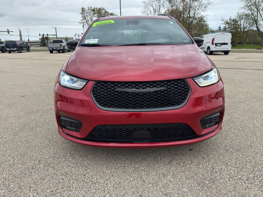 2025 Chrysler Pacifica Limited
