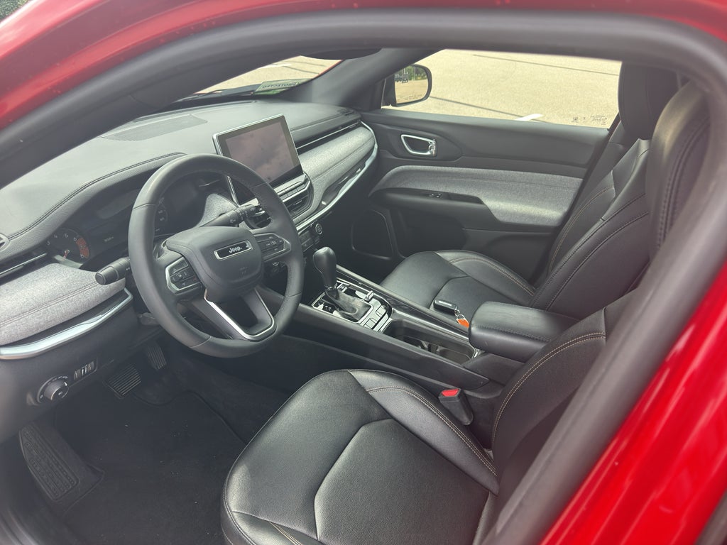 2023 Jeep Compass Latitude Lux