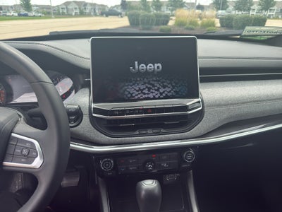 2023 Jeep Compass Latitude Lux