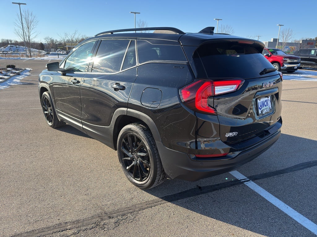 2023 GMC Terrain SLT