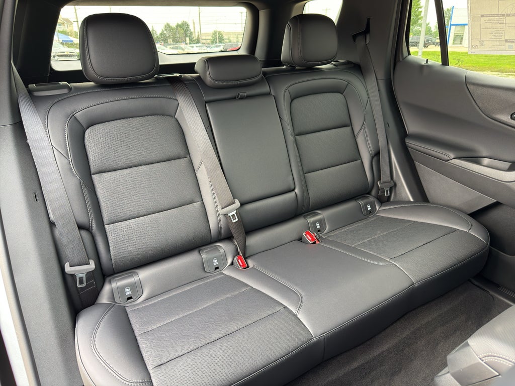 2027 Chevrolet Equinox LT - Photo 41