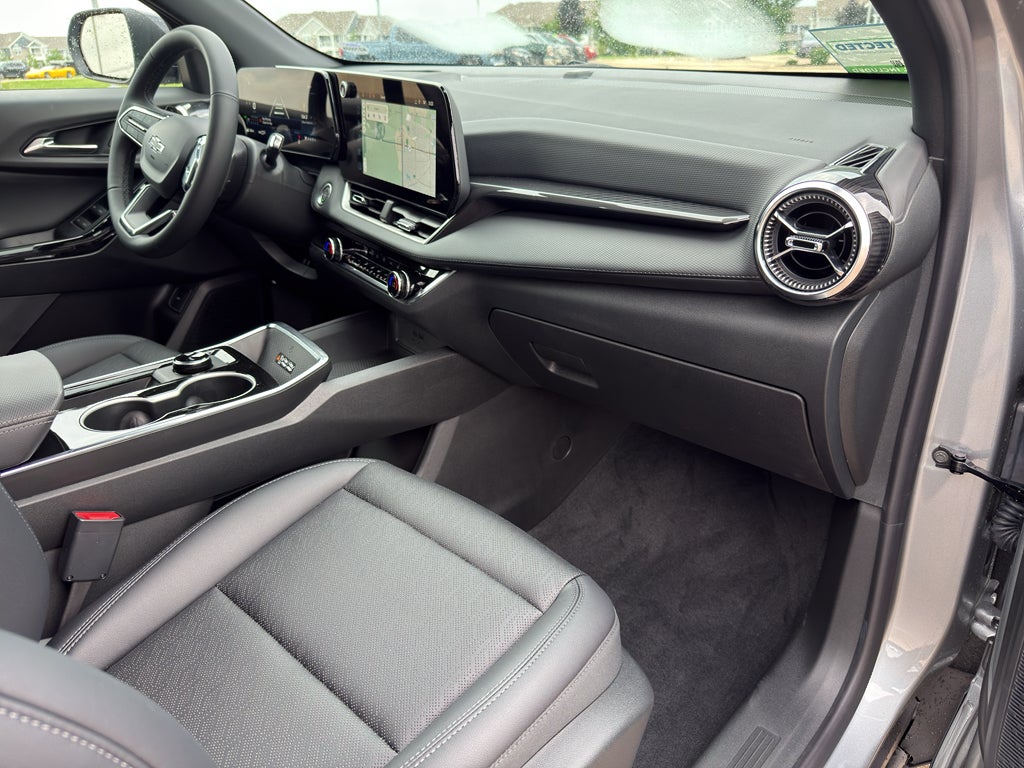 2027 Chevrolet Equinox LT - Photo 43