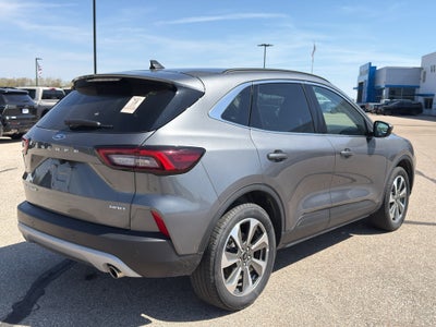 2025 Ford Escape Platinum