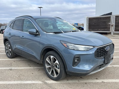 2025 Ford Escape Platinum
