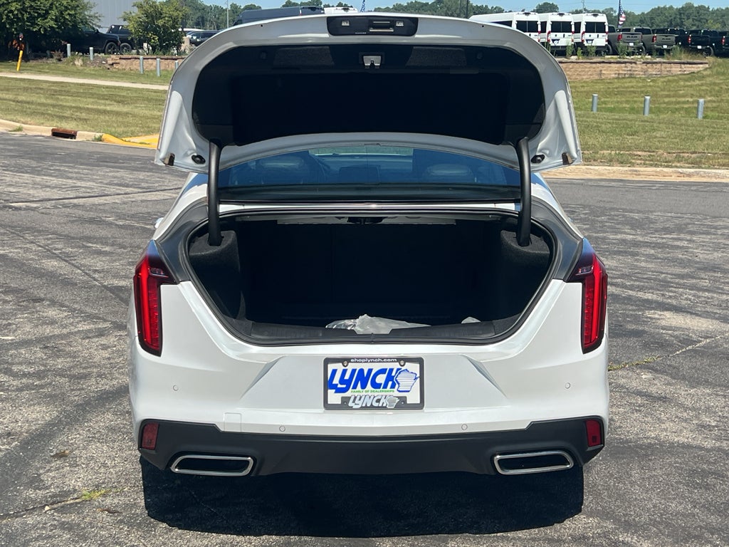2024 Cadillac CT4 Luxury