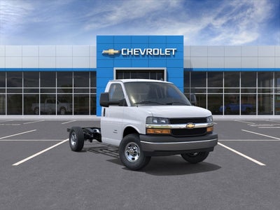 2025 Chevrolet Express Cutaway 3500 1WT