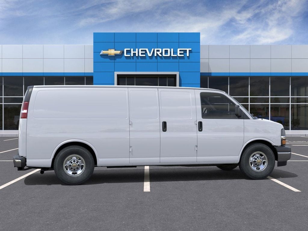 2026 Chevrolet Express Cargo 3500 WT
